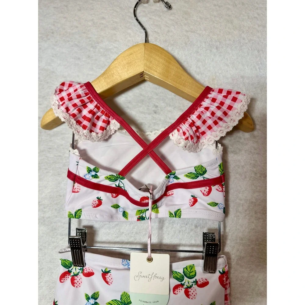 SweetHoney Girls Strawberry Gingham Two Piece Swimsuit Set Red White 3T NWT